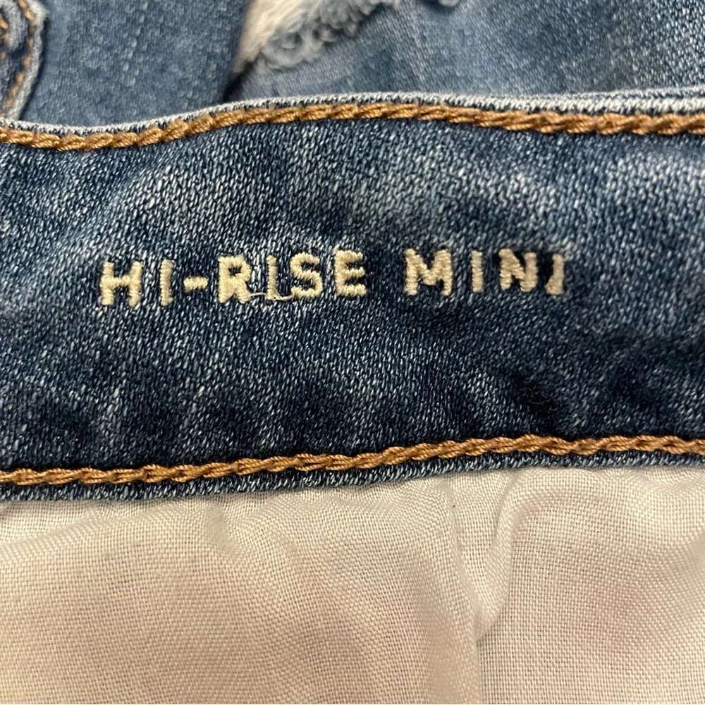 American Eagle High Rise Distressed Mini Jean Skirt.  Size 6